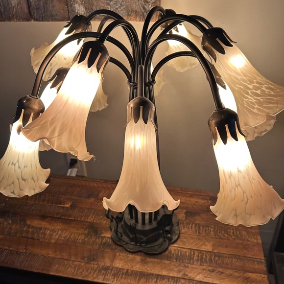 Stunning Metal 12 Arm Lily Pond Table Lamp - Picture 4 of 4